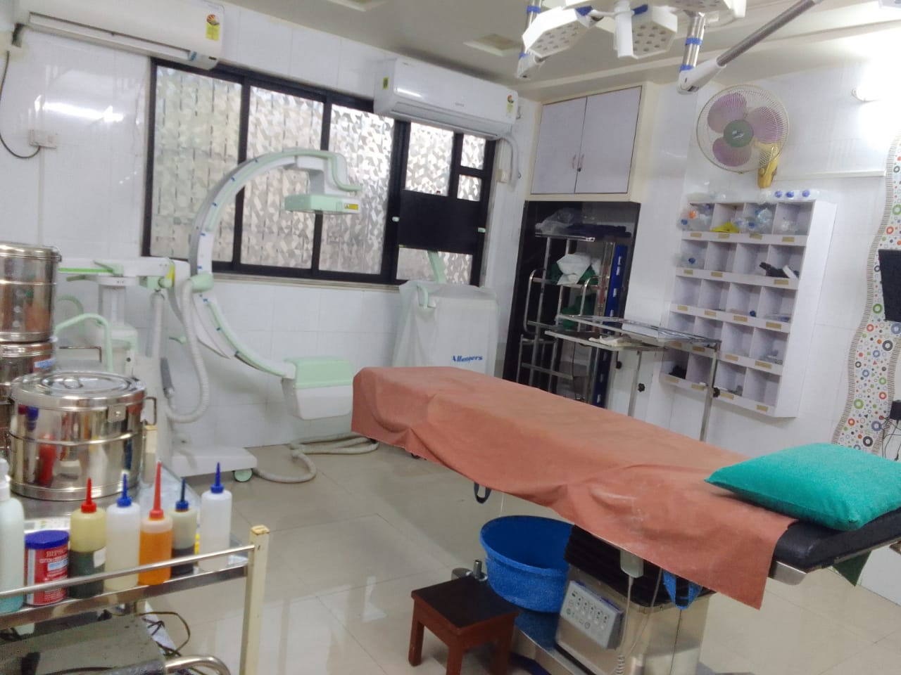 Procedure room with C-arm imaging equipment